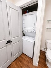 699 John St in Seattle, WA - Building Photo - Building Photo