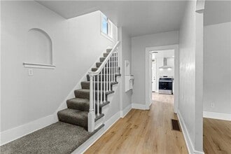 2929 Middletown Rd in Pittsburgh, PA - Building Photo - Building Photo