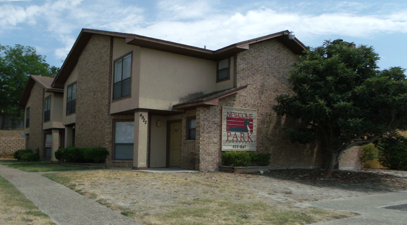 4103-4146 Ali Ave in San Antonio, TX - Foto de edificio