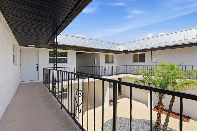 4460 Oakley St in Punta Gorda, FL - Building Photo - Building Photo