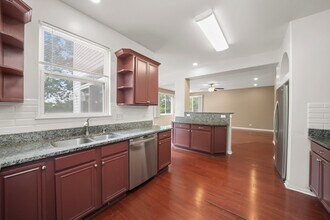 3251 Thunderbird Ct E in Aurora, IL - Building Photo - Building Photo
