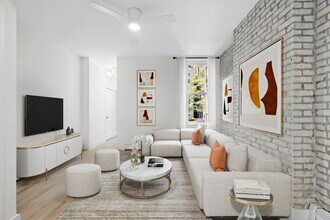 1120 Hudson St in Hoboken, NJ - Building Photo - Building Photo