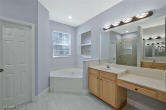 8413 Hollow Brook Cir in Naples, FL - Building Photo - Building Photo