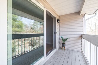 15 Bower Rd in Quincy, MA - Foto de edificio - Building Photo