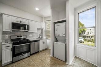32 Claremont Ave in Jersey City, NJ - Building Photo - Building Photo