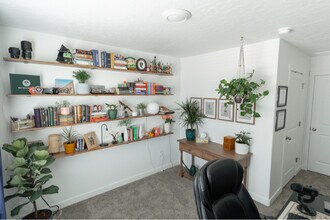 913 E Flotsam Wy in Saratoga Springs, UT - Building Photo - Building Photo