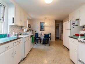 30 Stetson St, Unit 1 in Brookline, MA - Building Photo - Building Photo