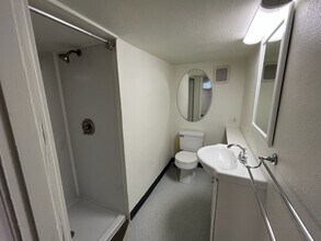 841 Red Apple Rd in Wenatchee, WA - Building Photo - Building Photo