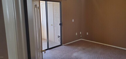 10030 W Indian School Rd-Unit -230 in Phoenix, AZ - Building Photo - Building Photo