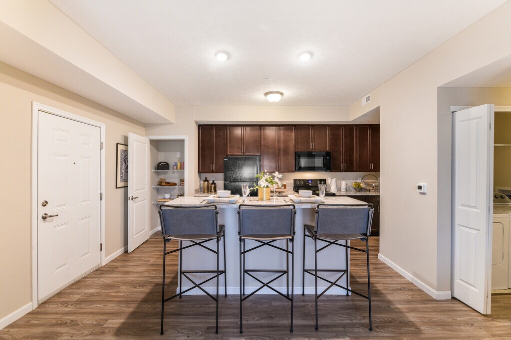 Lawndale Commons Apartments in Canal Winchester, OH