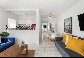 7721 Harding Ave in Miami Beach, FL - Building Photo