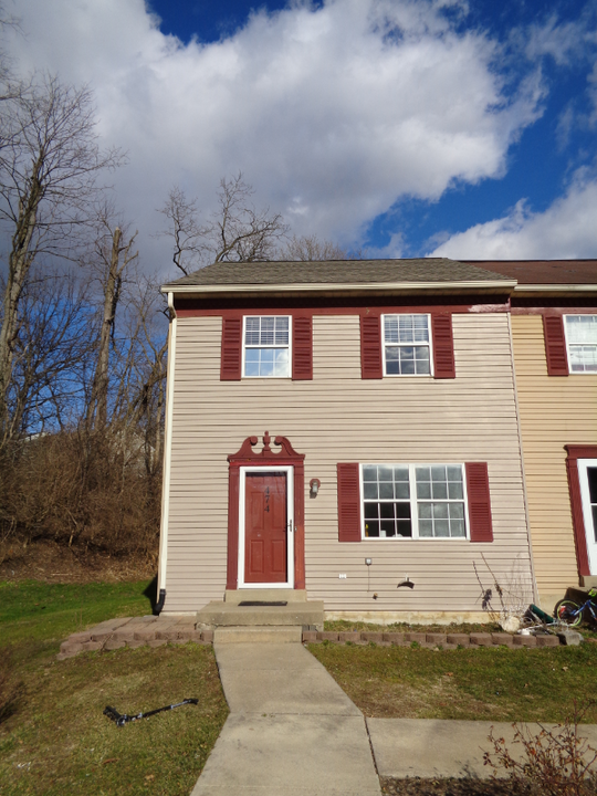 474 Dohner Dr in Lancaster, PA - Building Photo