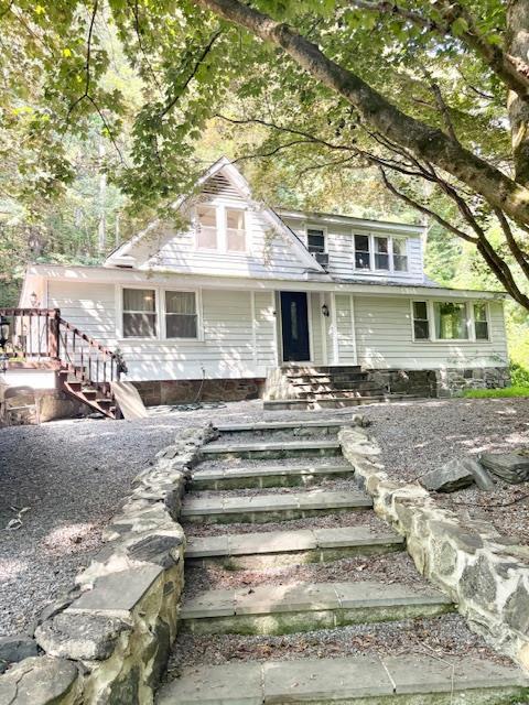 2 Muscoot Ln in Katonah, NY - Building Photo