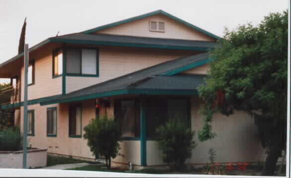 107 S Poe St in Lake Elsinore, CA - Building Photo - Building Photo