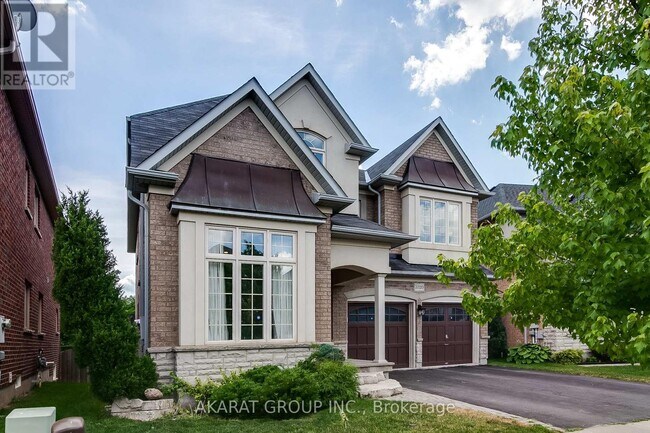 3320 Cline St in Burlington, ON - Building Photo - Building Photo