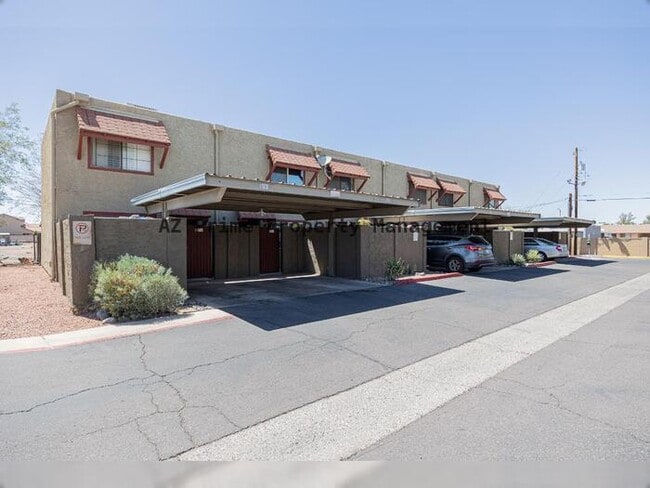 property at 2724 W McLellan Blvd