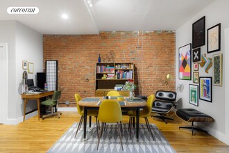 93 Seigel St in Brooklyn, NY - Building Photo - Building Photo