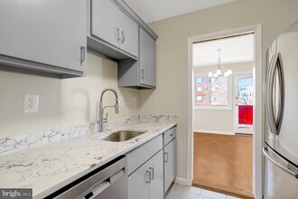 1830 Columbia Pike in Arlington, VA - Building Photo - Building Photo