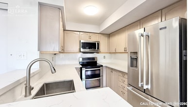 200 Mclevin Av in Toronto, ON - Building Photo - Building Photo