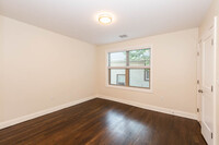 27 1st St, Unit 2 in Medford, MA - Building Photo - Building Photo