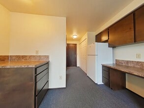 417 SE 6th Ave in Albany, OR - Foto de edificio - Building Photo