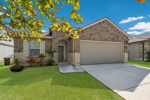 109 Falco Ln in San Marcos, TX - Building Photo