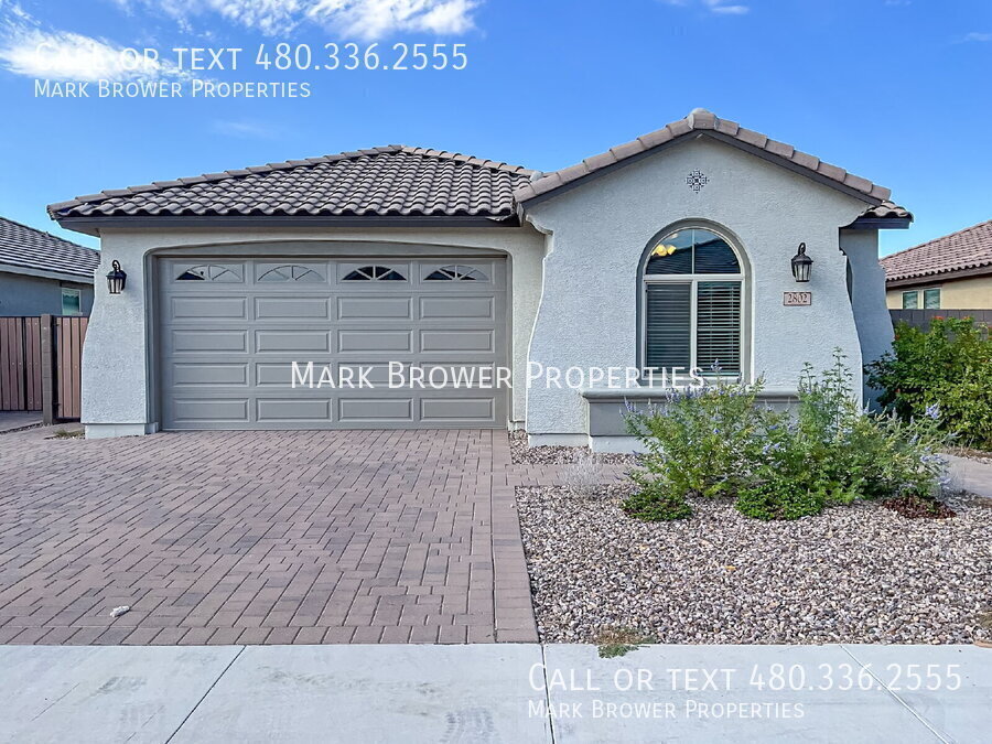 2802 Canada De Oro Rd in San Tan Valley, AZ - Building Photo