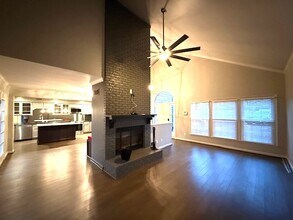 2369 Brandt Vlg in Greensboro, NC - Foto de edificio - Building Photo