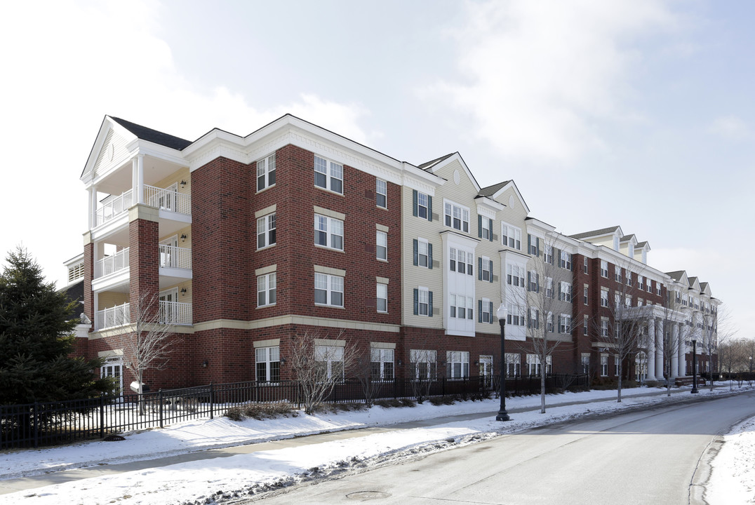 Heritage Commons at Pond's Edge in Minneapolis, MN - Building Photo