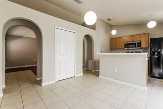 10555 Opus Dr in Riverview, FL - Building Photo - Building Photo