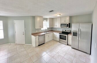 4622 Ronald Dr in Killeen, TX - Building Photo - Building Photo