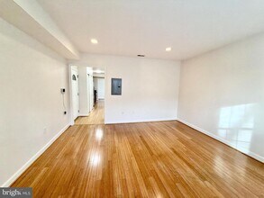 937 Randolph St NW, Unit 4 in Washington, DC - Building Photo - Building Photo