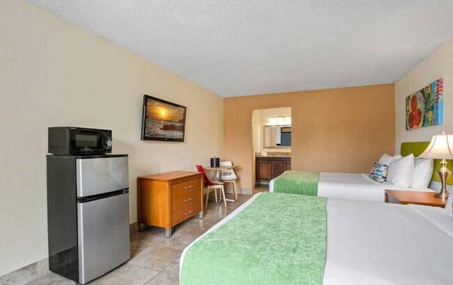 1500 N Thacker Ave in Kissimmee, FL - Foto de edificio - Building Photo