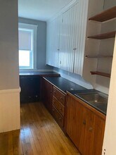 2 Meade St in Worcester, MA - Building Photo - Building Photo