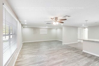 6837 Greenwich Ave in New Port Richey, FL - Building Photo - Building Photo