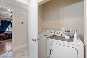3321 Golden Gate Blvd E in Naples, FL - Building Photo - Building Photo