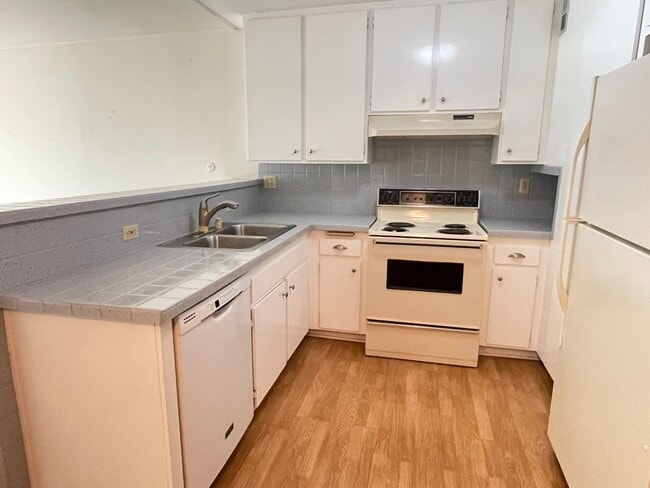 6780 Friars Rd in San Diego, CA - Building Photo - Building Photo