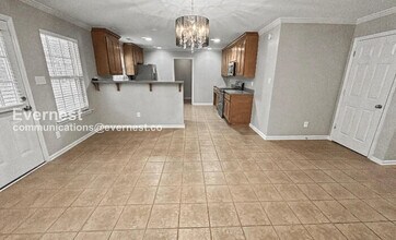 4800 Inglewood Ct SE in Owens Cross Roads, AL - Building Photo - Building Photo