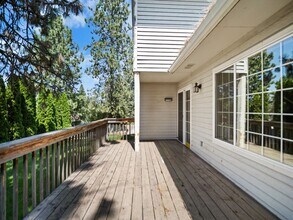 2116 S Scenic Blvd in Spokane, WA - Building Photo - Building Photo