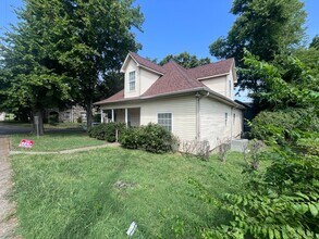 2420 Albion St in Nashville, TN - Building Photo - Building Photo