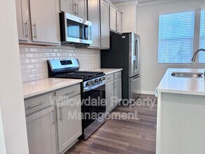 514 Light Oak Wy in Apex, NC - Building Photo - Building Photo