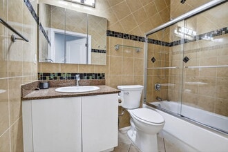 8657 Blaze Ct in Cooper City, FL - Building Photo - Building Photo