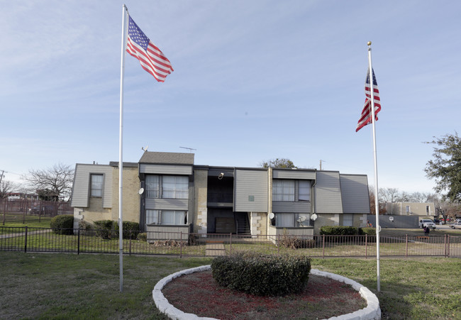 Highland Park Apartments in Dallas, TX - Building Photo - Building Photo