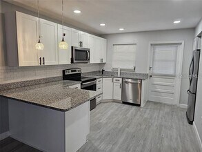 4461 87th St Ct W in Bradenton, FL - Building Photo - Building Photo