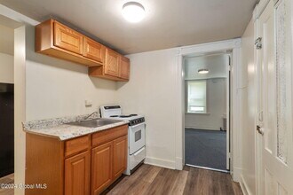 359 Washington Ave, Unit Basement in Albany, NY - Building Photo - Building Photo