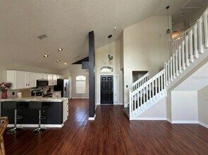 8103 Tar Hollow Dr in Gibsonton, FL - Building Photo - Building Photo