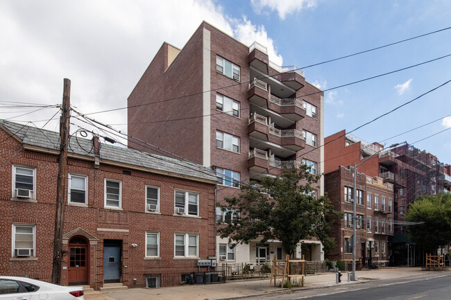 23-23 31st Ave in Astoria, NY - Building Photo - Building Photo