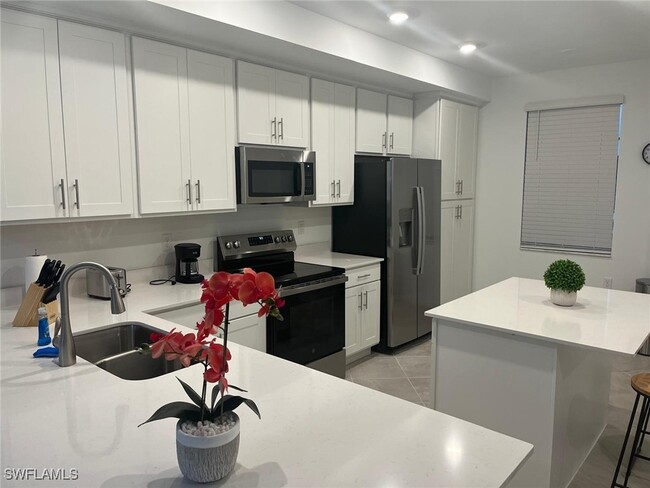 18461 Copperhead Dr in Lehigh Acres, FL - Building Photo - Building Photo