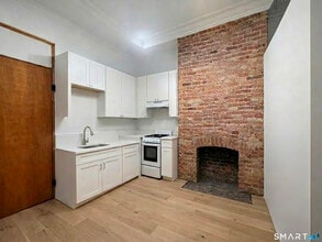 7 Fairfield Ave in Norwalk, CT - Building Photo - Building Photo