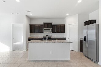 3613 Ridgeway Ln in Lantana, TX - Building Photo - Building Photo